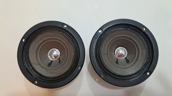 Mid Range Novik 5 polegadas 4 ohms