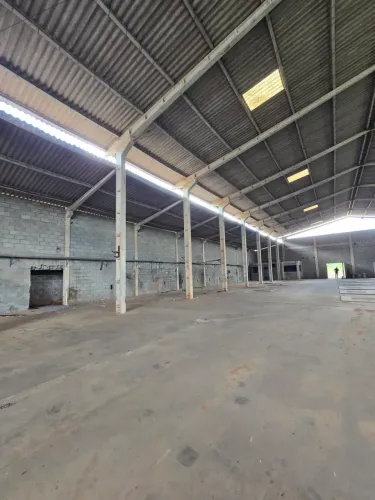 Galpão Industrial na cidade de Itapeva-MG 400 metros