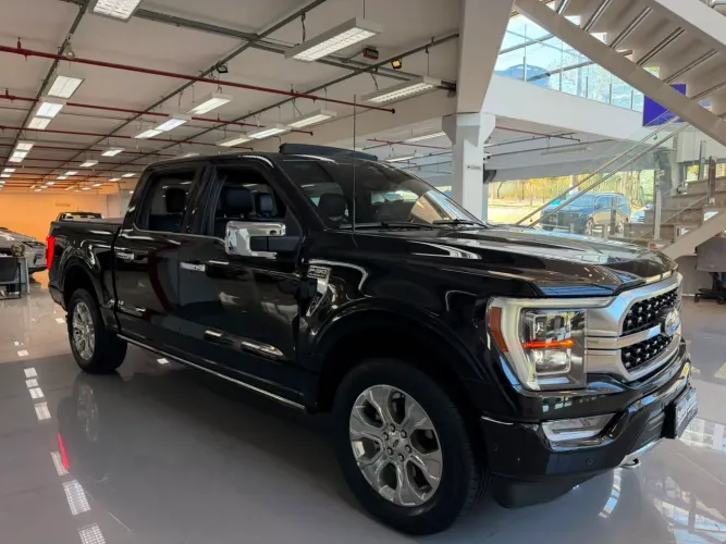 Ford F-150 Platinum 4X4 5.0 V8 2023