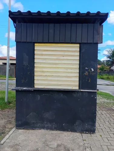 Vende - se trailer 5.500 R$ telefone pra contato *2