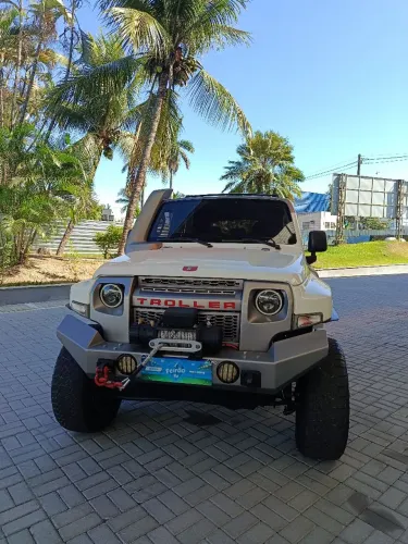 Troller T-4 4X4 3.2 20V TDI Cap. Rígida Diesel 2016