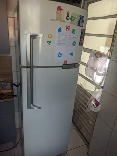 Geladeira brastemp 220v 374l fros free