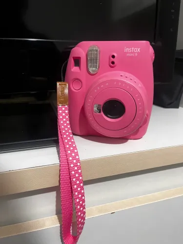 Câmera Instax Mini 9