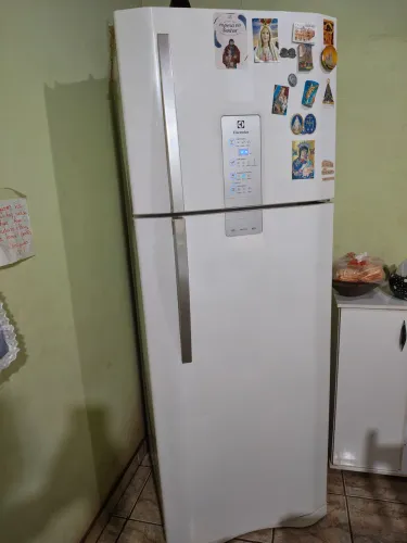 Geladeira Electrolux DFN52