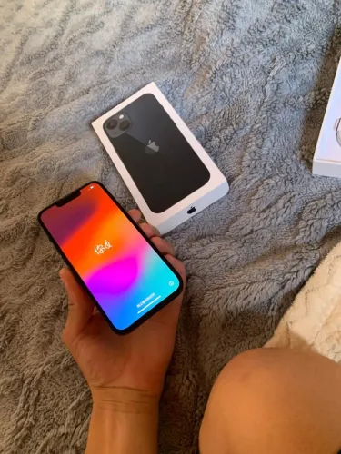 iPhone 13 