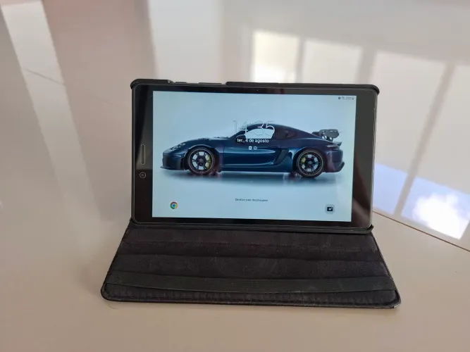 Samsung Galaxy Tab A 8.0" (32GB) + Capa Giratória Executiva
