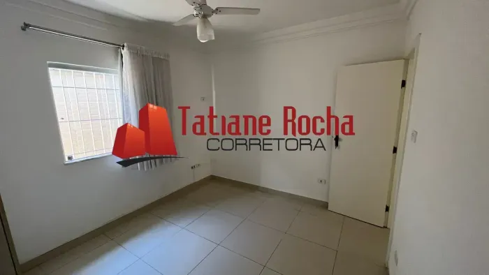 Vendo excelente casa no Condomínio Delta Ville.