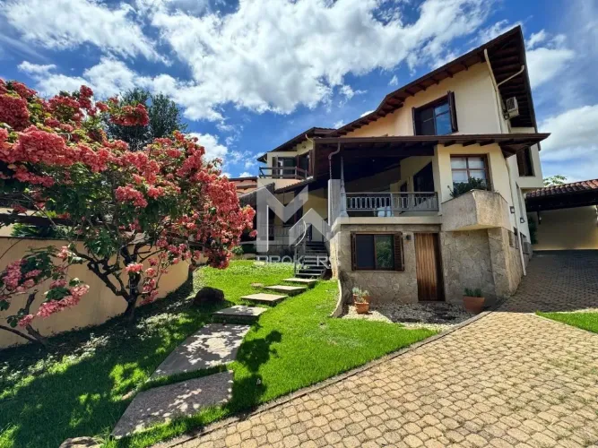 Casa para alugar no Condomínio Estância Marambaia em Vinhedo - SP