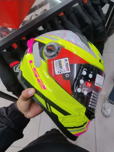 Capacetes LS2 novos na Caixa!