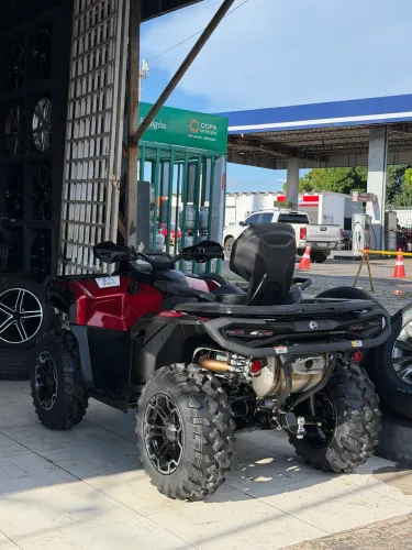 Quadriciclo canam Outlander max 850 ano 2026