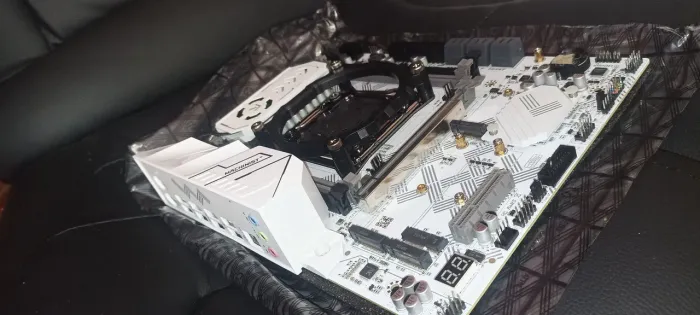 Placa mãe x99+tpm 2.0+e5 2667 v4