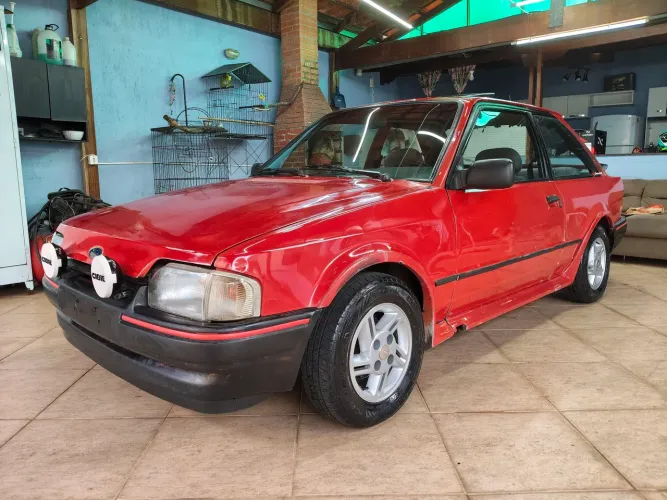 Ford Escort XR3 1.8 / 1.6 Beneton/form./laser 1987