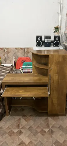 Armário/Escrivaninha com chave 