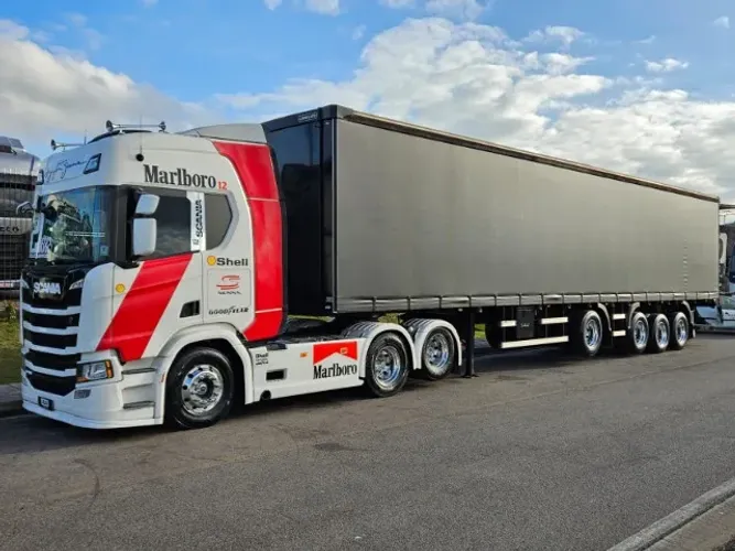 Scania R450 6x2 Ano 2021 Euro 5 Personalizado Marlboro + Sider 4 Eixo Librelato Ano24 30pl