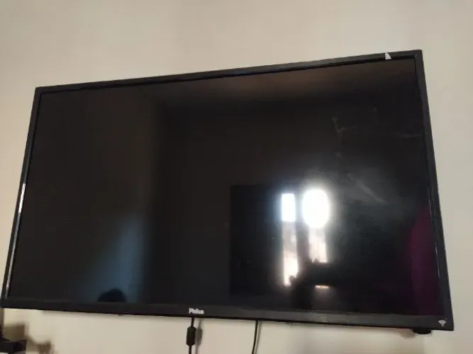 TV Philco 32 polegadas com defeito