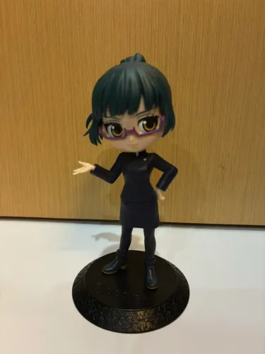 Action figure Qposket da Maki zenin jujutsu kaisen BANDAI BANPRESTO