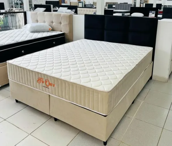 Cama Queen fio ouro molas ensacadas