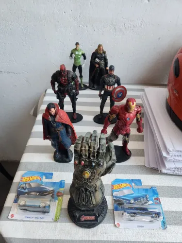 Bonecos de resina (coleção)
