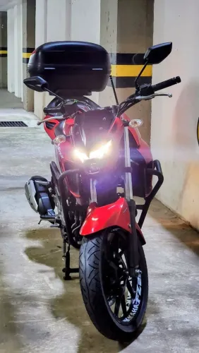Moto Yamaha FZ 250 FAZER 2022