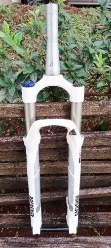 Suspensão RockShox Recon Solo Air - Tapered - Eixo Passante - Revisada