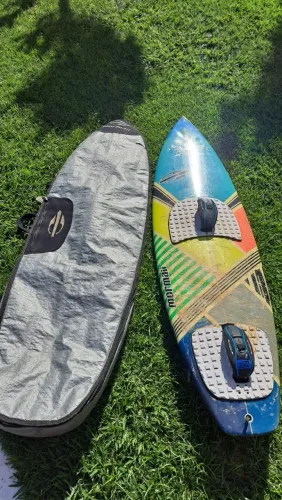 PRANCHA KITEWAVE / SURF MORMAII 6'0" + CAPA + QUILHAS