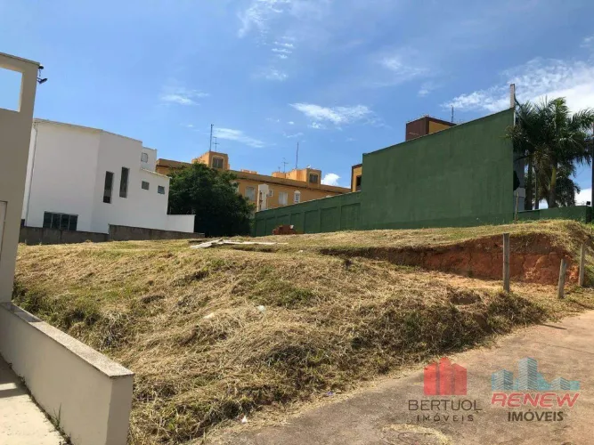 Terreno à venda Centro em Vinhedo
