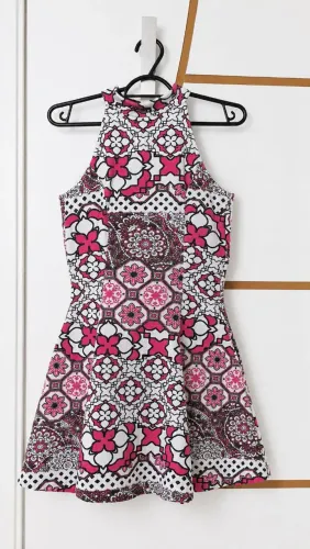 Vestido UZZE Rosa e Branco