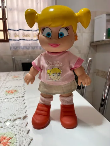 Boneca xuxinha