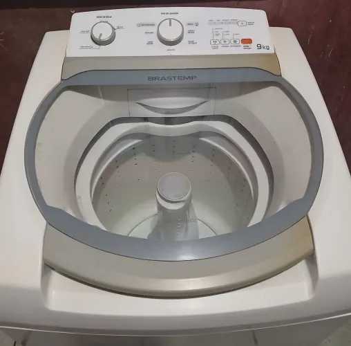 Máquina de lavar roupa Brastemp 9kg