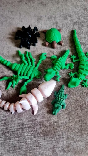 Brinquedos articulados 3d