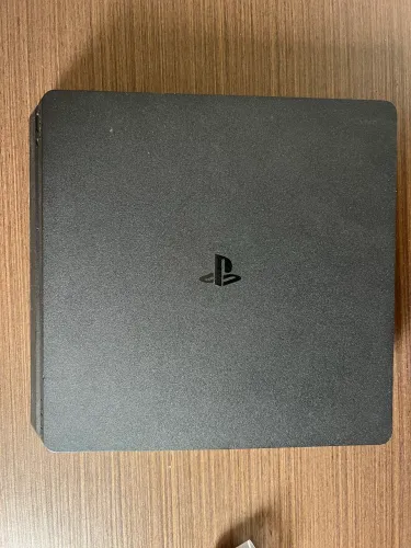 PS4 SLIM 1TB