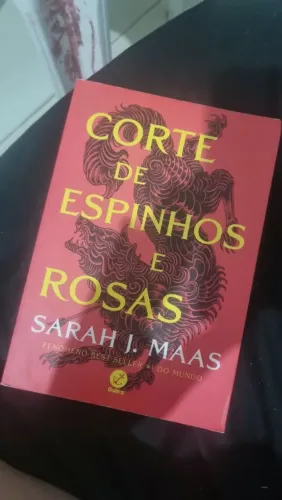 Acotar Livro 1 Corte de Espinhos e rosas