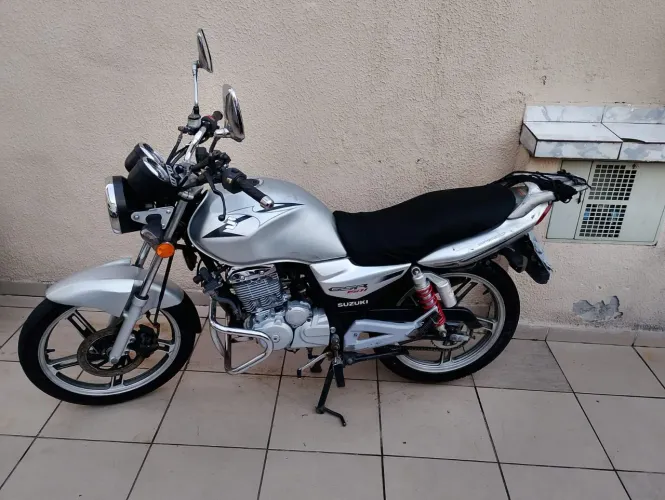 Suzuki GSR 150i