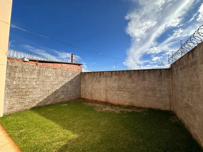 CASA MOBILIADA- móveis inclusos