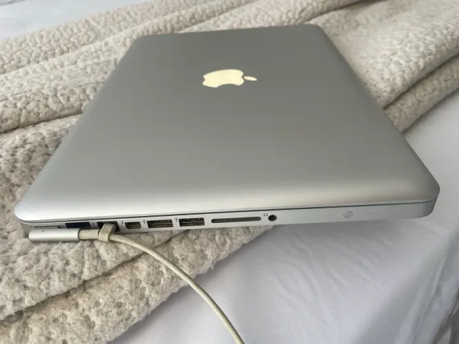 Mac book