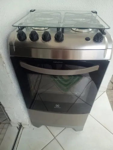 Fogão Eletrolux acendendo manual