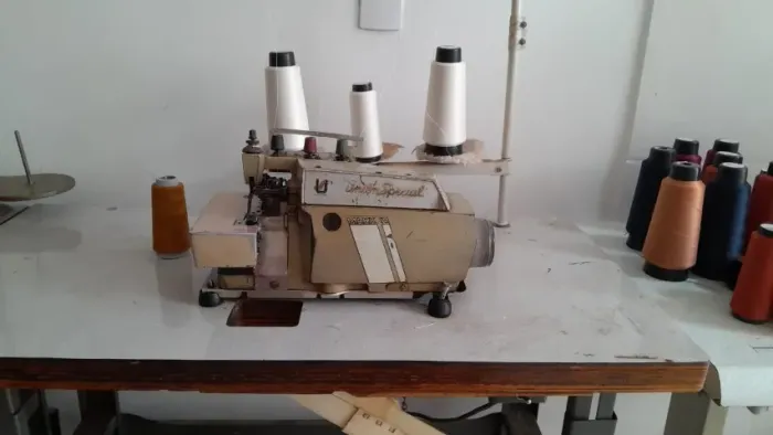 Maquina de Costura Overloque - Union Especial
