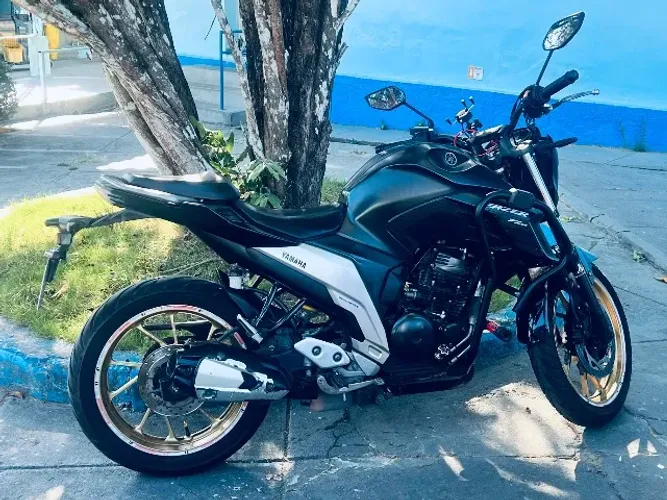 Vendo Moto fz 25