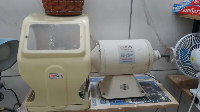 Estou vendendo aparelhos de prótese dentário 