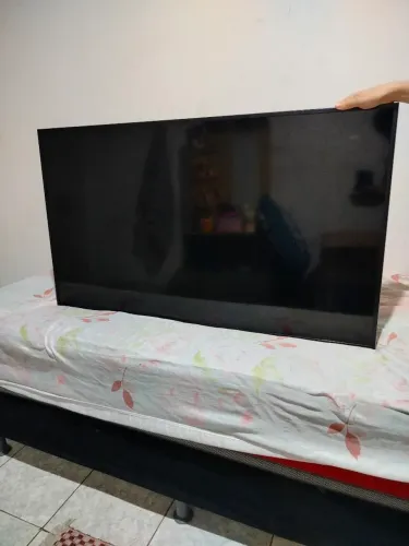 Vendo está tv de 50 polegada