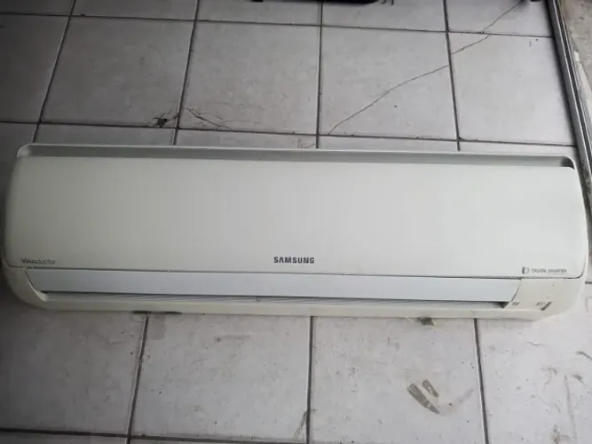 Evaporadora Split Hi-Wall Inverter Samsung 18.000Btu/h R410A 220V - mod. AR18JVSPSGMNAZ