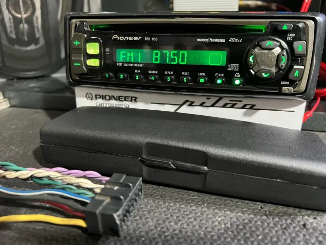 Pioneer DEH 1150 com Bluetooth