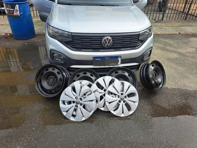 4 Jantes de ferro e calotas VW aro 16 originais 5 furos 