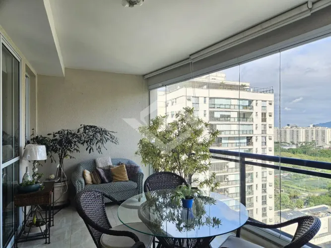 Apartamento 3 Suítes com 169m² e Vista Lazer no Majestic Andar Alto, Sol