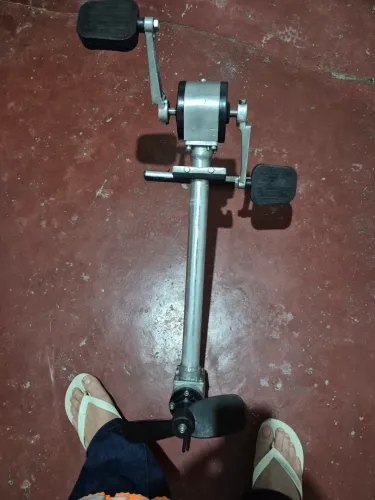 Pedal akuan