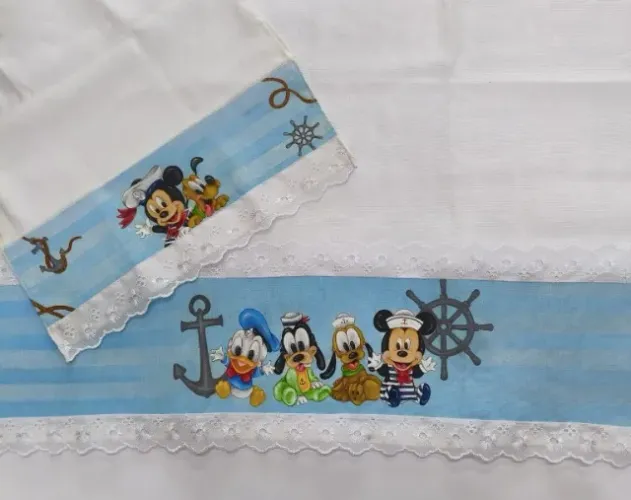 Fraldinha de boca personalizada feita a mão, para o dia a dia