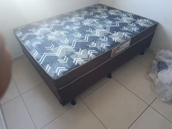 Cama casal com colchão d33 em promoção