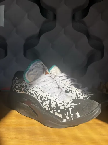 Nike Jordan Zion 3