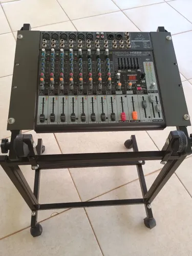 Mesa de som Xenix x1222 USB com Suporte