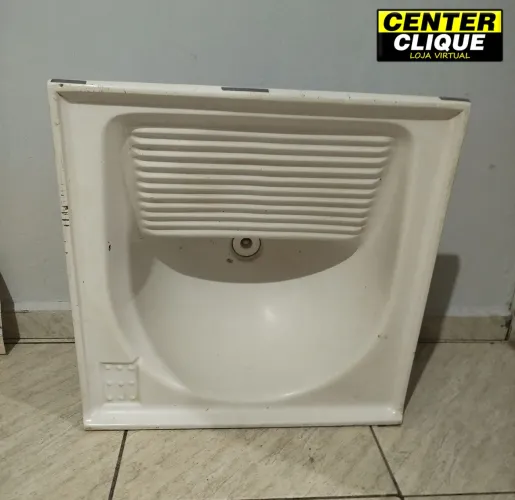 Tanque 60x60 sintético usado: Retirar no Jardim Leblon! 